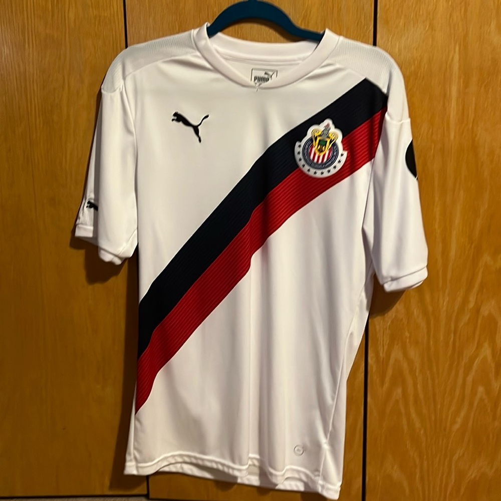 Puma Guadalajara football club away jersey great condition Sz. Med.